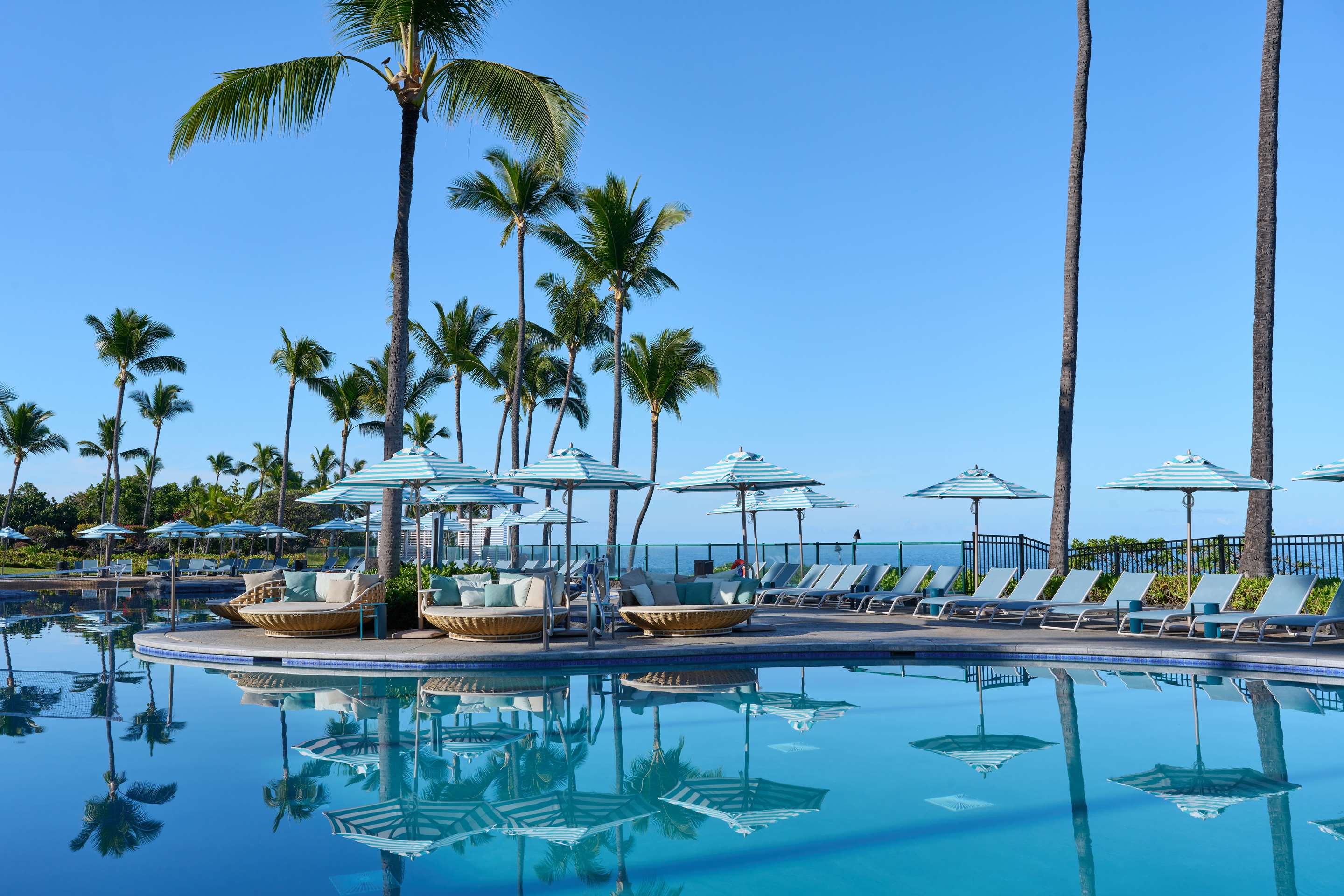 Family Pool | OUTRIGGER Kona Resort and Spa
