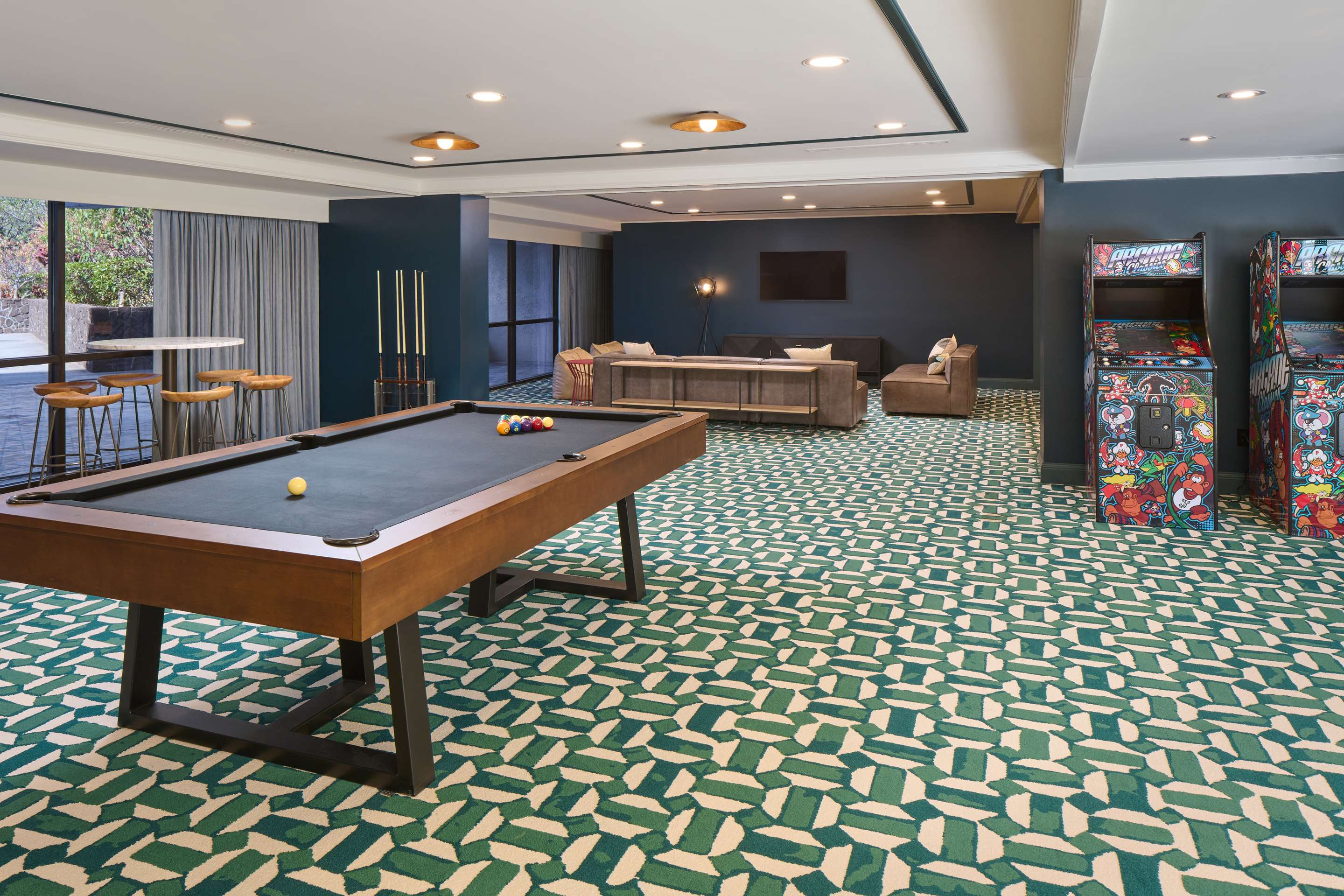 Nalu Lounge | OUTRIGGER Kona Resort and Spa