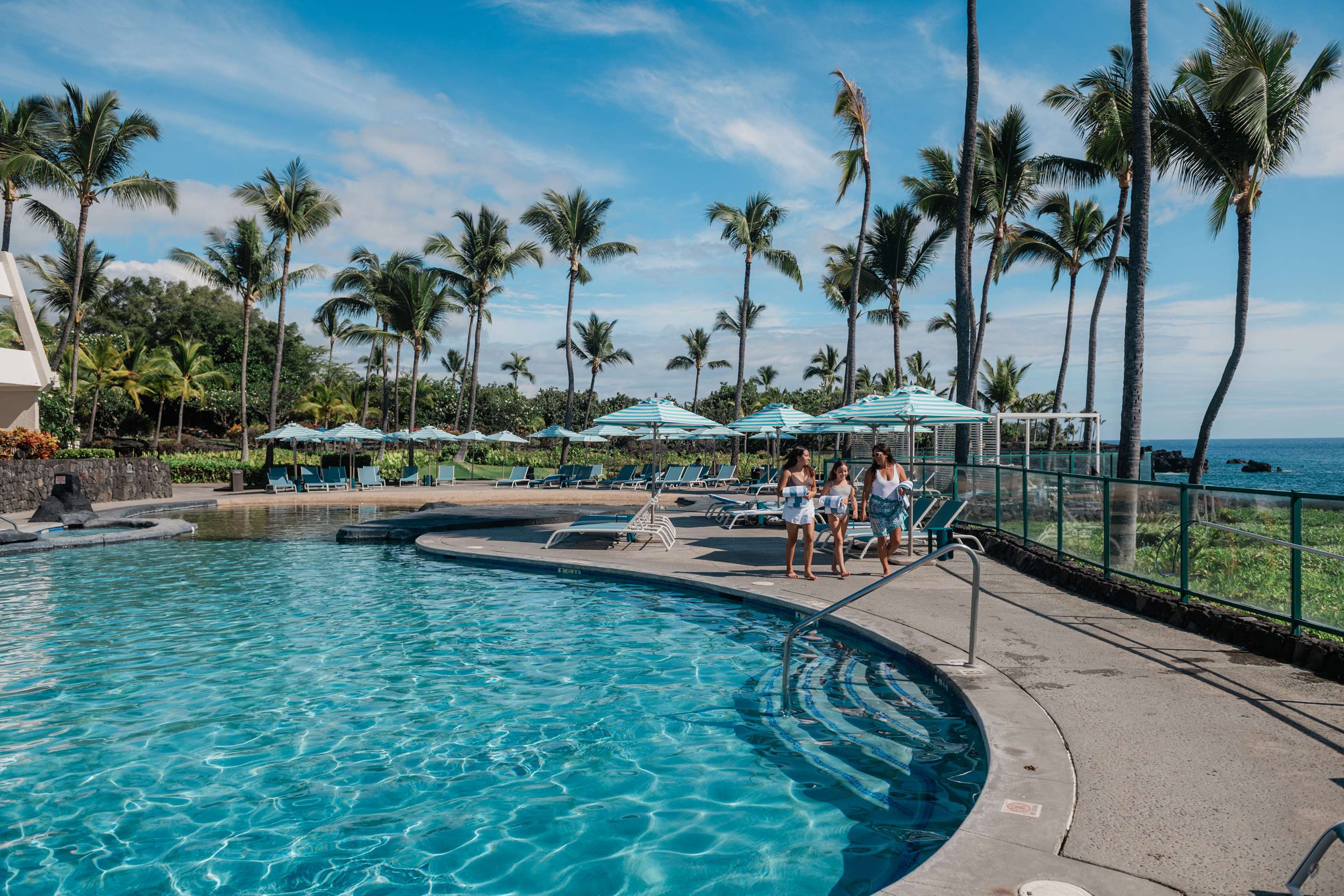 Family Pool | OUTRIGGER Kona Resort and Spa