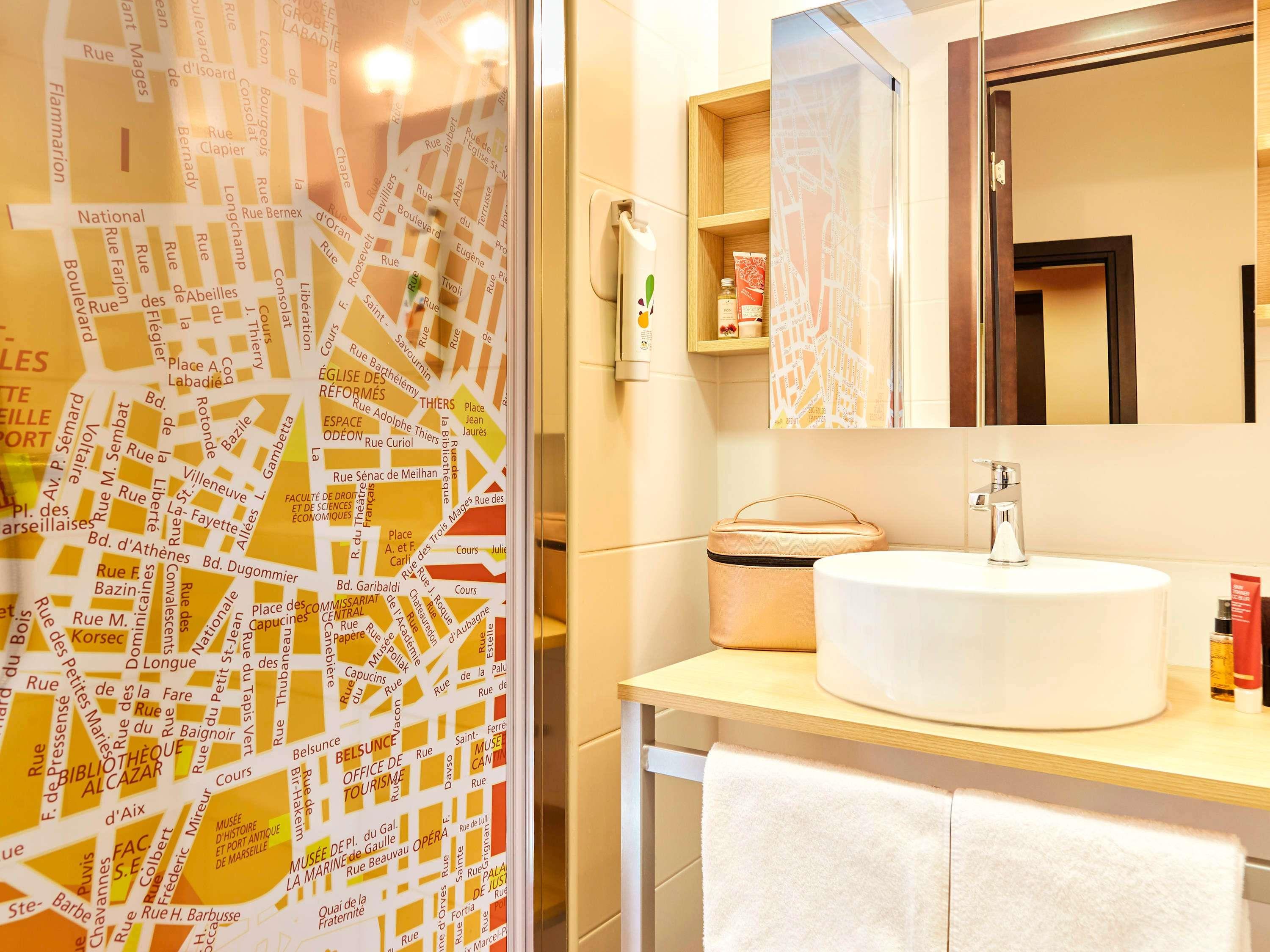 ibis Styles Marseille Gare Saint-Charles - Tap to explore photos