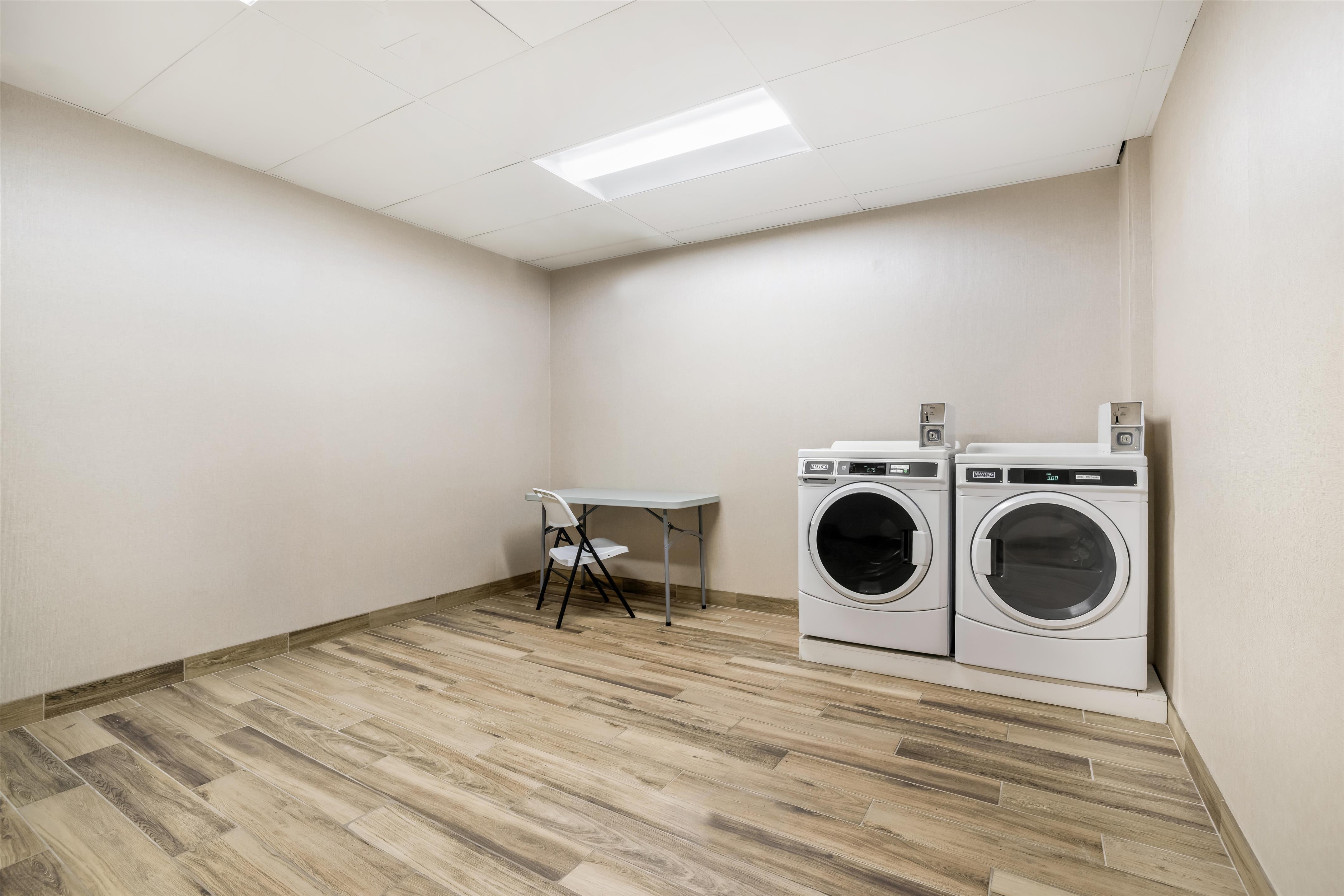 Laundry | Hampton Inn Fort Myers Downtown