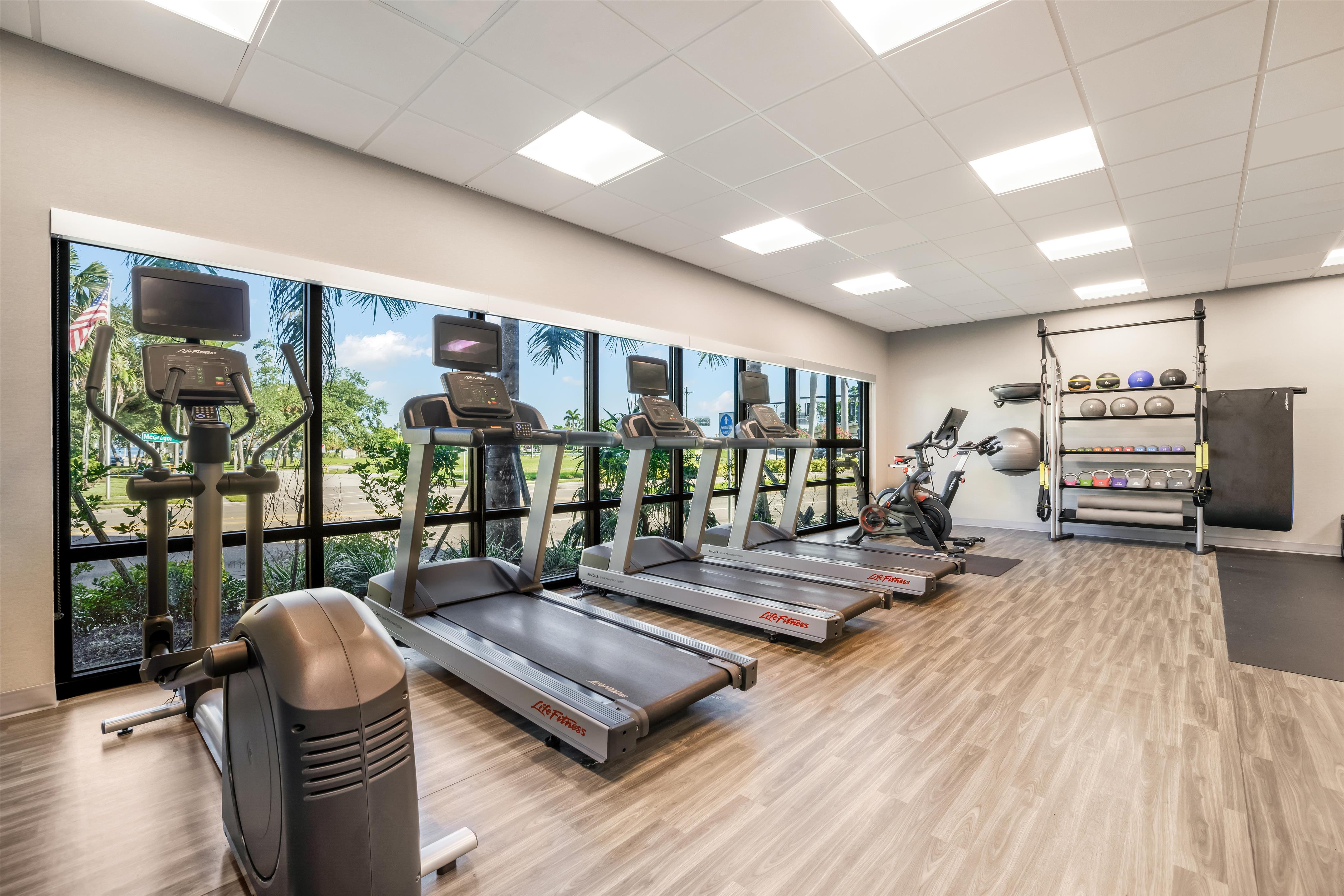 Health club fitness center gym | Hampton Inn Fort Myers Downtown