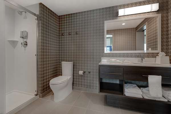 Guest Room,Bathroom,On-Site