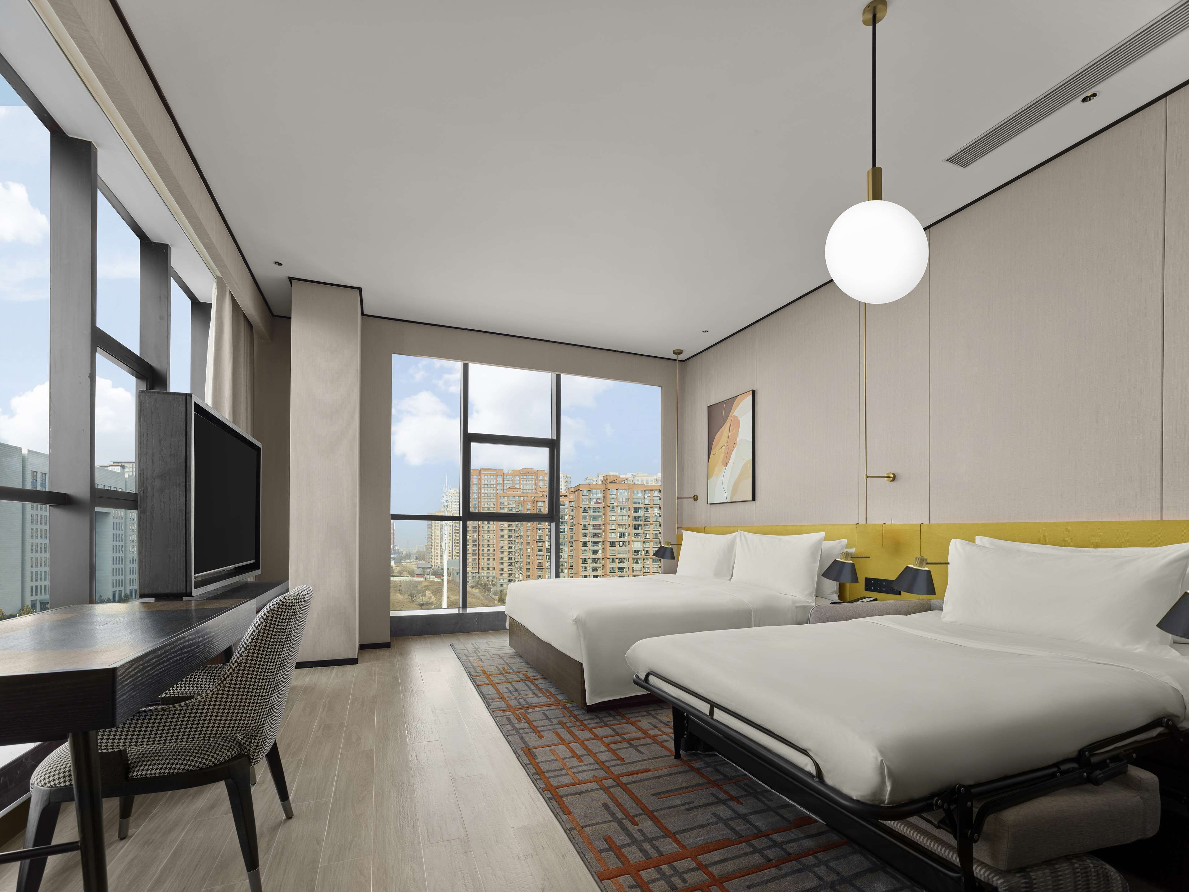 Hilton Garden Inn Datong Pingcheng Room Type - KING DELUXE RM W SOFA BED
