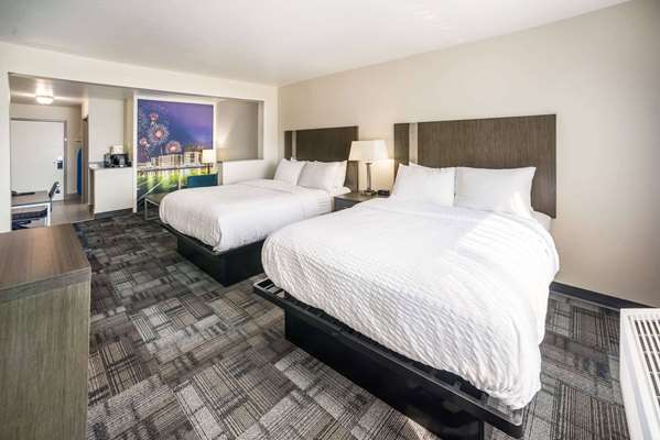 2 Queen Beds, Efficiency Room, Non-Smoking