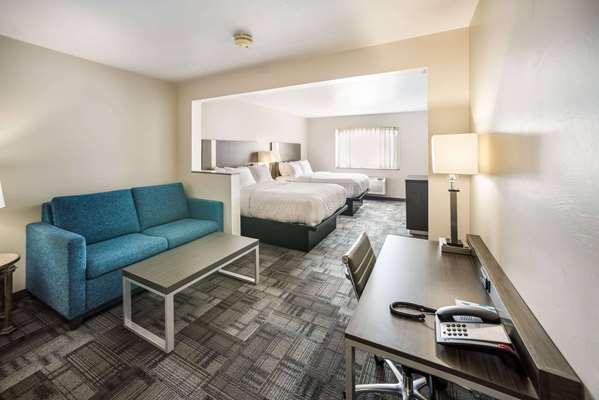 2 Queen Beds, Studio Suite, Non-Smoking
