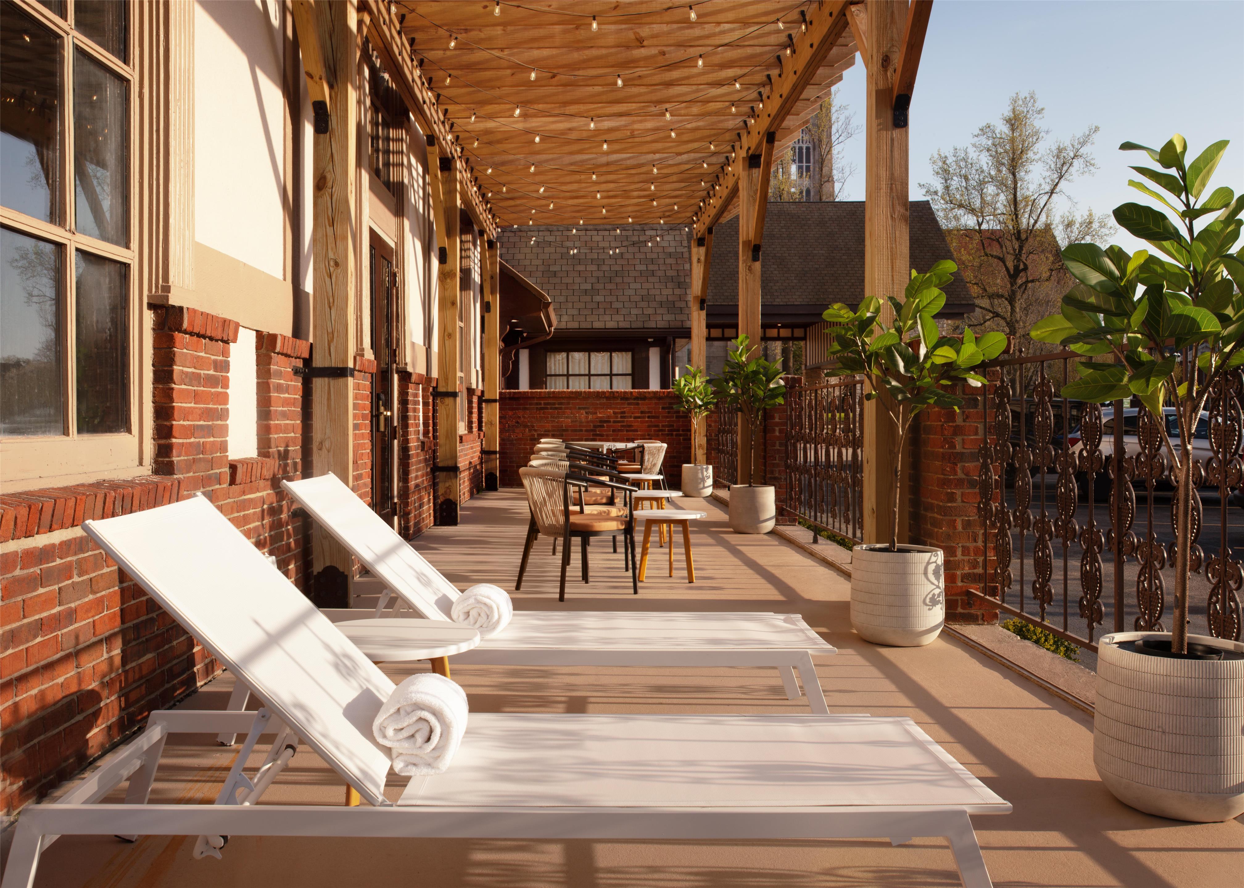 Exterior | Hotel Royer Urbana Champaign, Tapestry Collection by Hilton