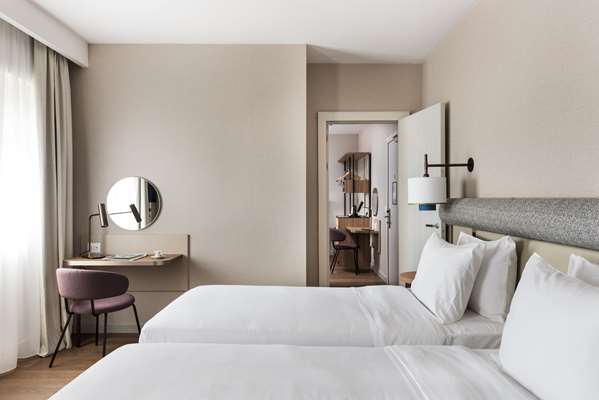 TWIN GUEST ROOM
