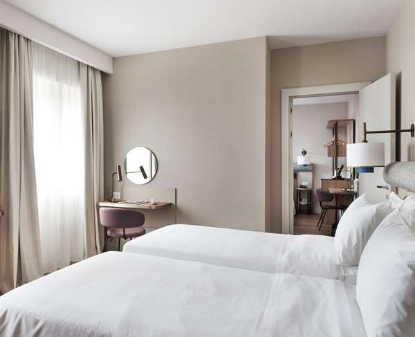 TWIN GUEST ROOM