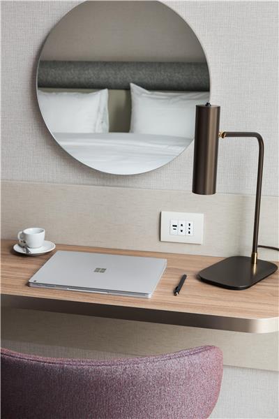 KING ACCESSIBLE ROOM