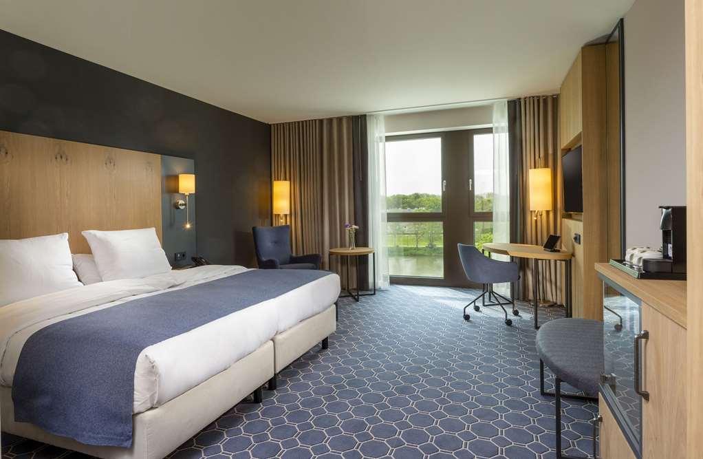 MARITIM HOTEL INGOLSTADT-guestroom-Guest Room,On-Site.jpg