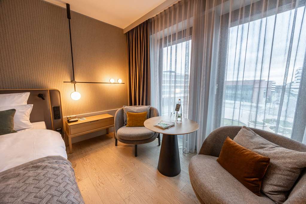 ATLANTIC HOTEL HEIDELBERG-guestroom-Guest Room,Guest Room Amenity,On-Site.jpg