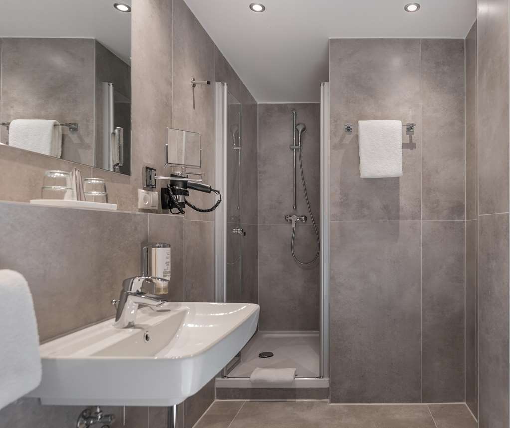 HOTEL UNIQUE PEARL-guestroom-Guest Room,Bathroom,Indoor/Interior,On-Site,View from room.jpg