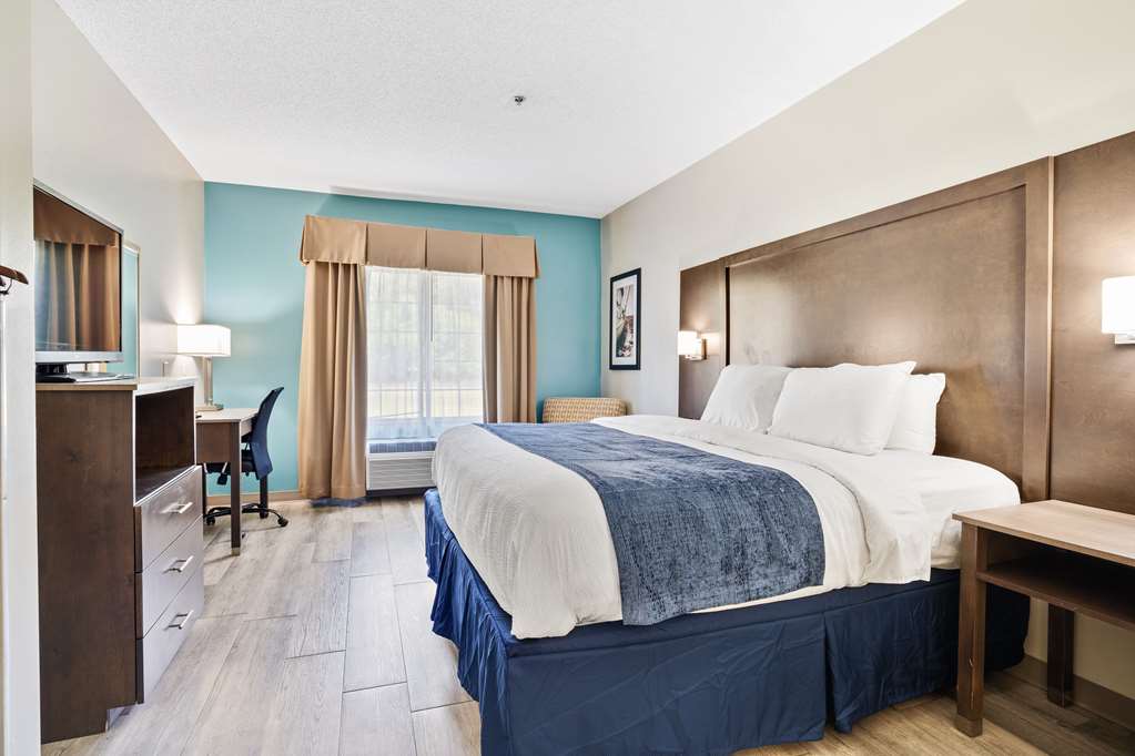 Blue Water Inn & Suites, BW Signature Collection-guestroom-Guest Room,On-Site.jpg