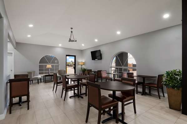 Amenities - Rodeway Inn & Suites Corpus Christi