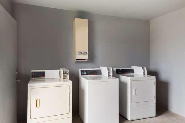 Amenities - Rodeway Inn & Suites Corpus Christi