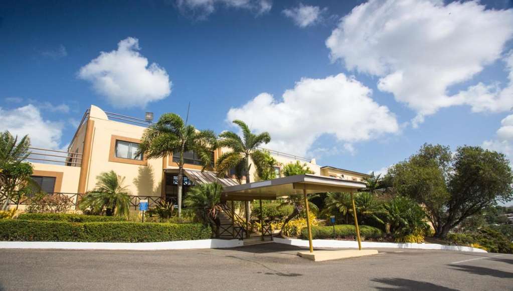 Cara Suites Hotel & Conference Ctr
