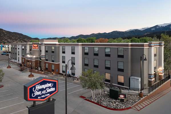 Exterior view - Hampton Inn & Suites Salida