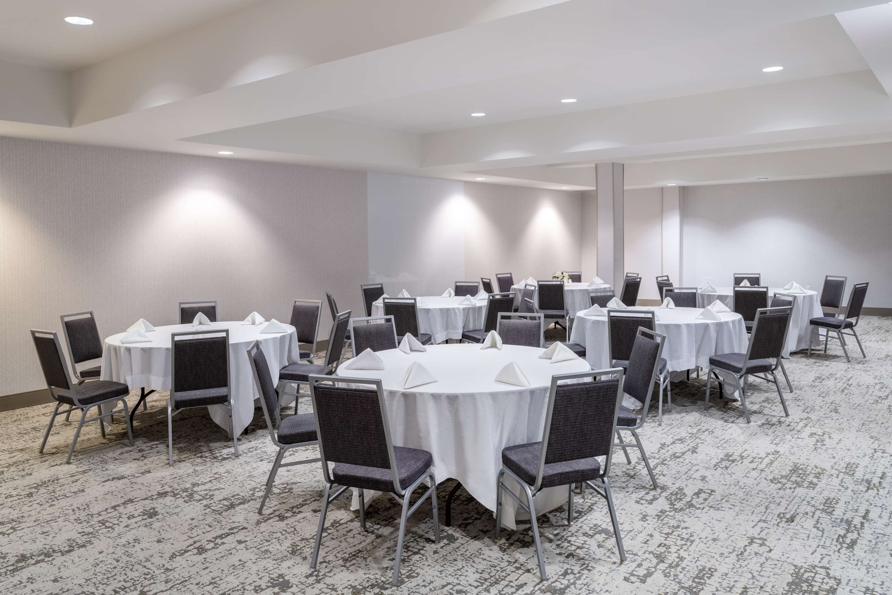 Meeting Room | Hampton Inn & Suites Salida