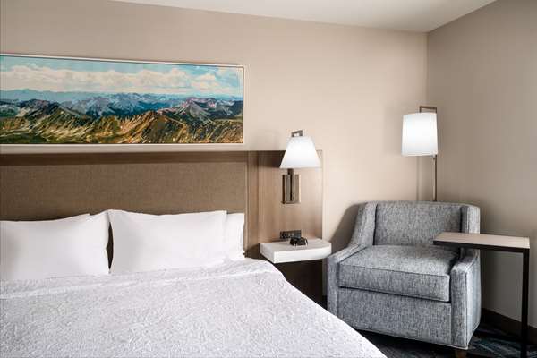  - Hampton Inn & Suites Salida