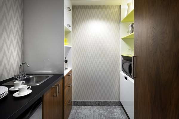  - Sens Hotel Downtown Montreal