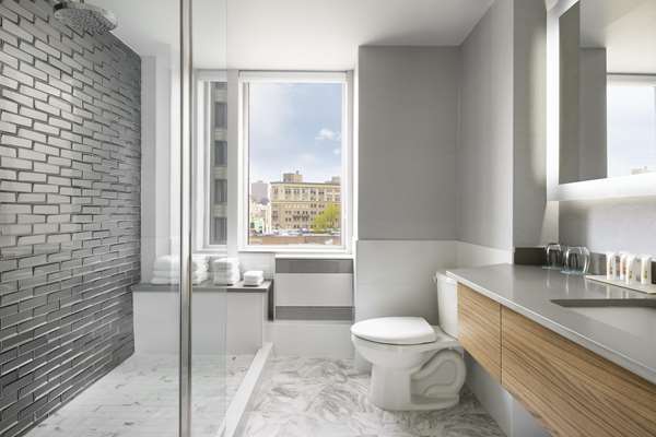  - Sens Hotel Downtown Montreal