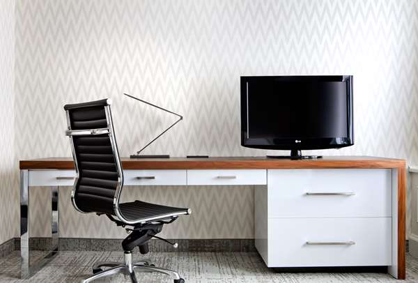  - Sens Hotel Downtown Montreal