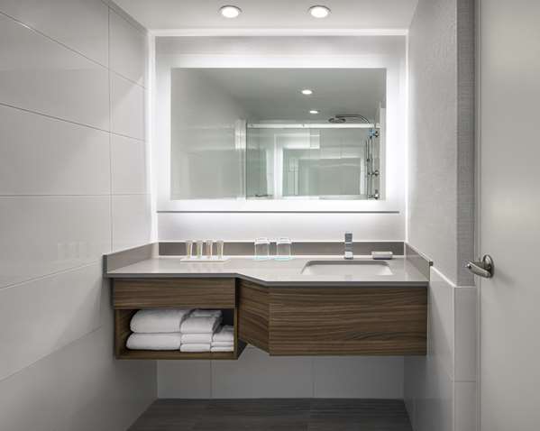  - Sens Hotel Downtown Montreal