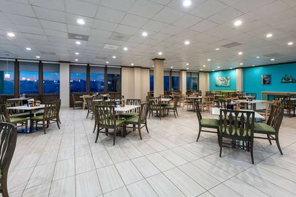 Restaurant - Wyndham Resort Corpus Christi