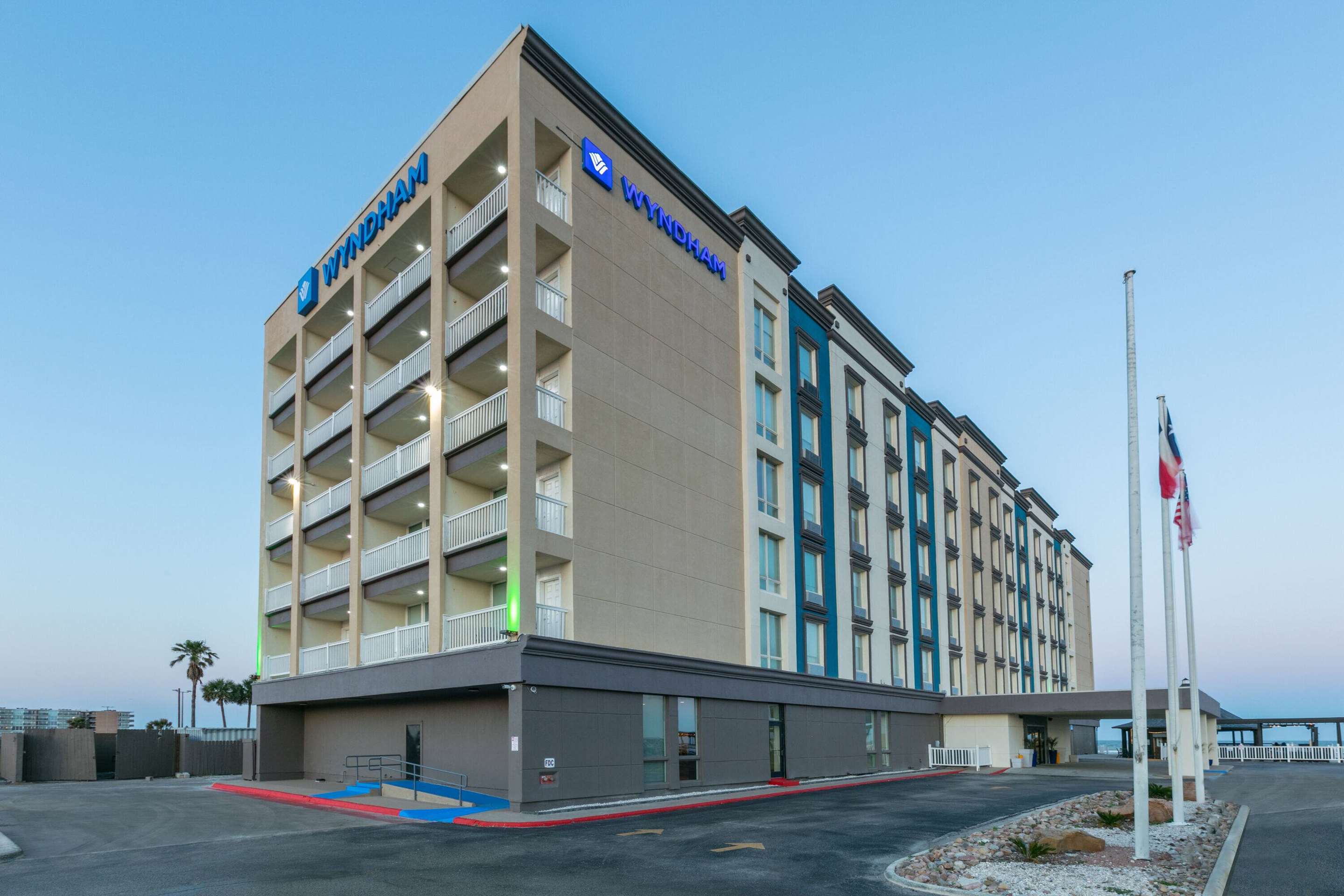 Exterior | Wyndham Corpus Christi Resort North Padre Island