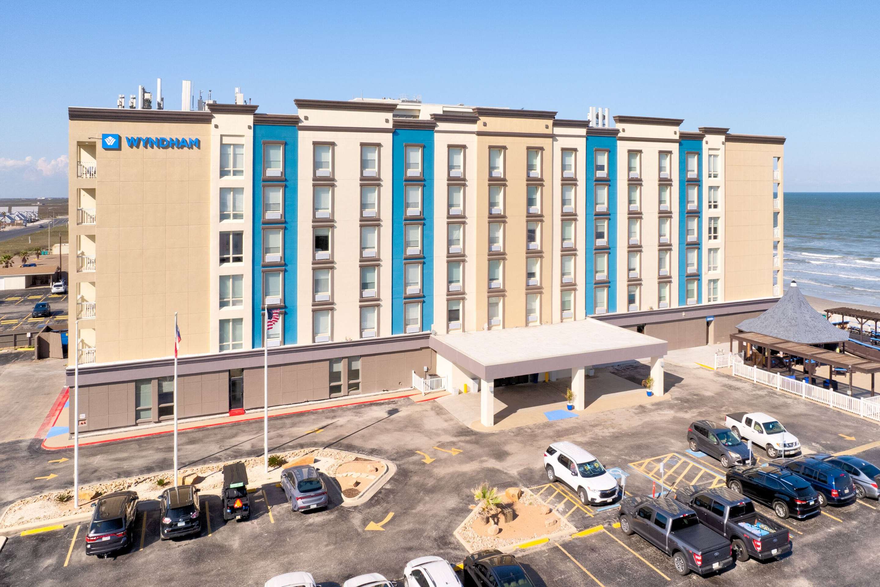 Exterior | Wyndham Corpus Christi Resort North Padre Island