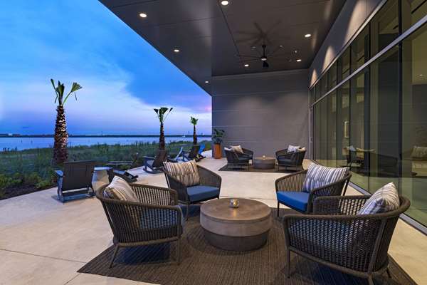  - Hyatt Regency Hotel Baytown - I-10, Exit 787