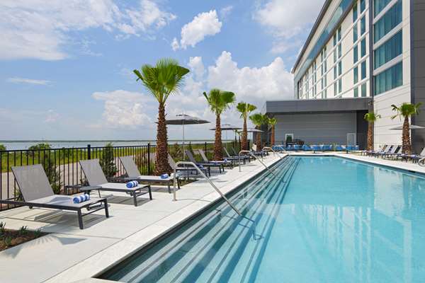 Pool - Hyatt Regency Hotel Baytown - I-10, Exit 787