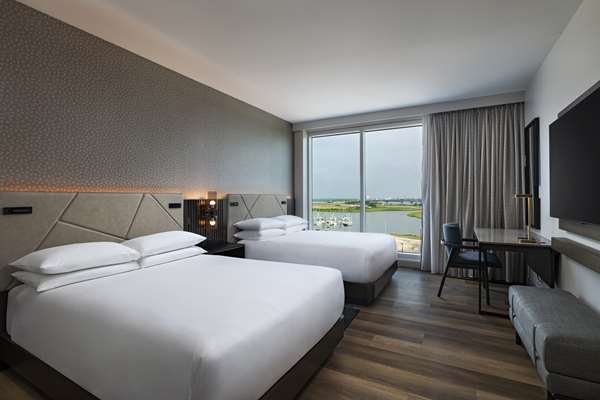  - Hyatt Regency Hotel Baytown - I-10, Exit 787