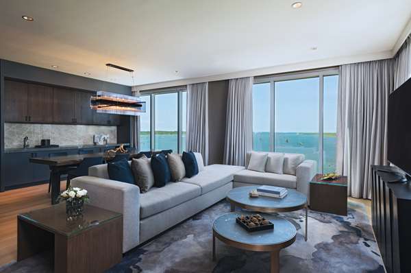 Suite - Hyatt Regency Hotel Baytown - I-10, Exit 787