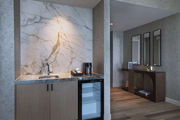 Suite - Hyatt Regency Hotel Baytown - I-10, Exit 787