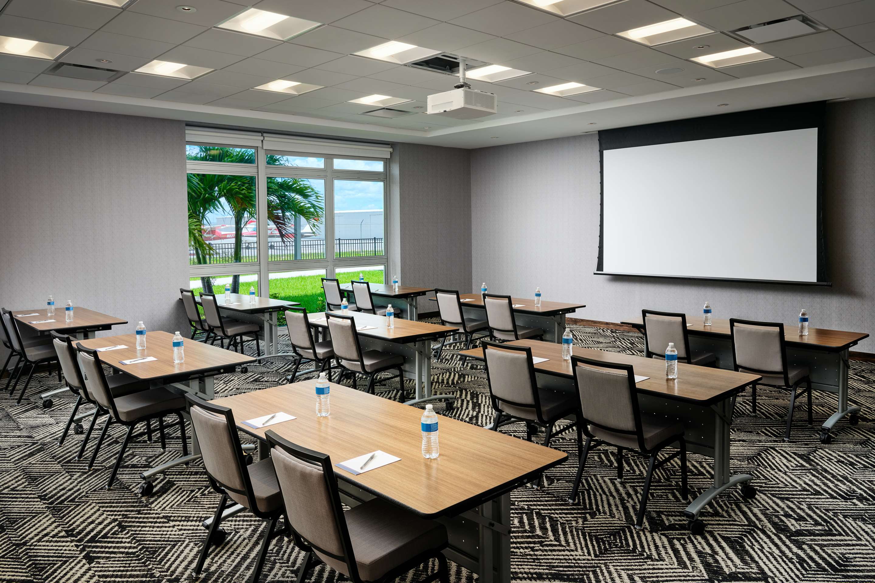 Meeting Room | Hyatt Place Melbourne Airport