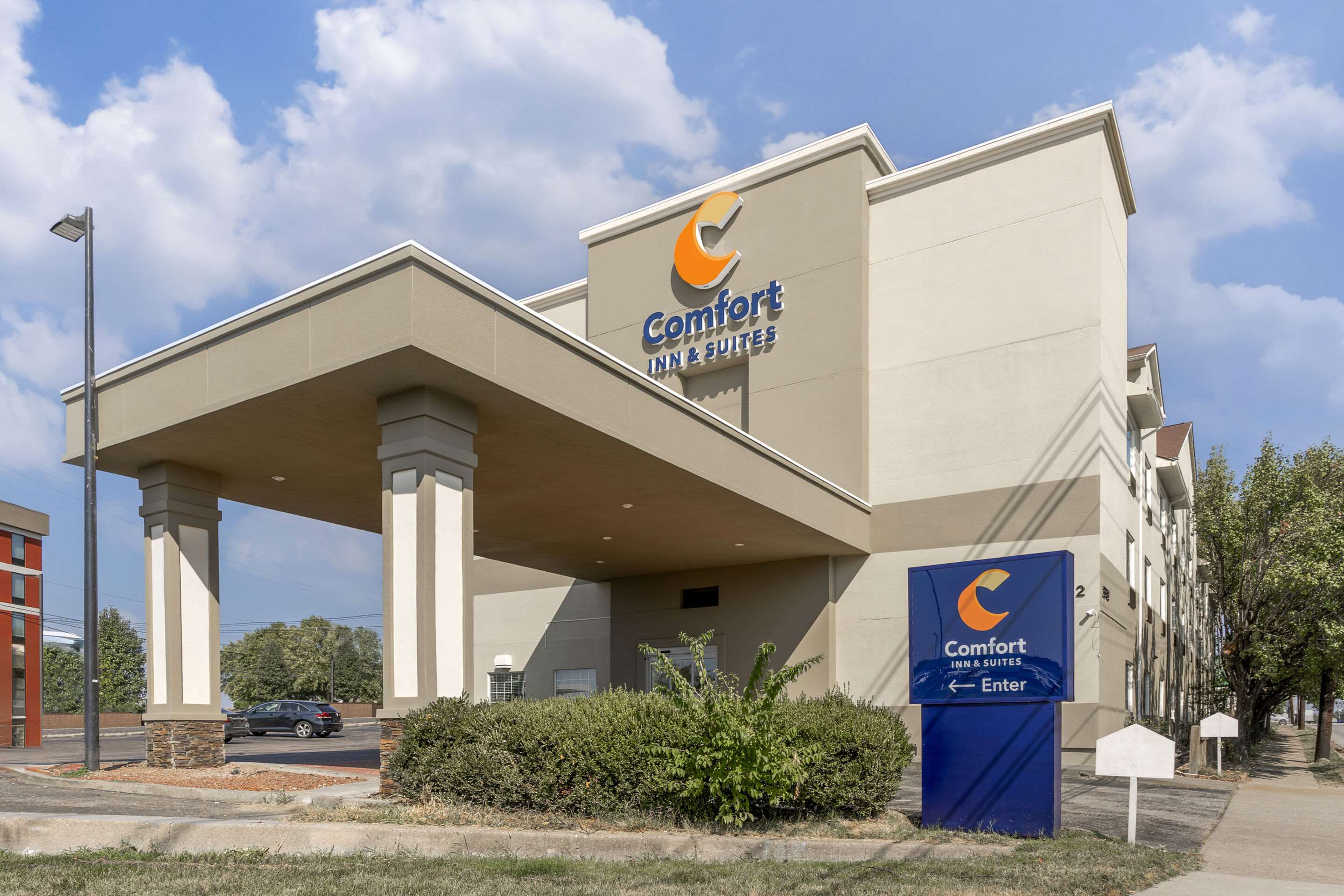 Hotel exterior | Comfort Inn & Suites Louisville Airport Fair & Expo