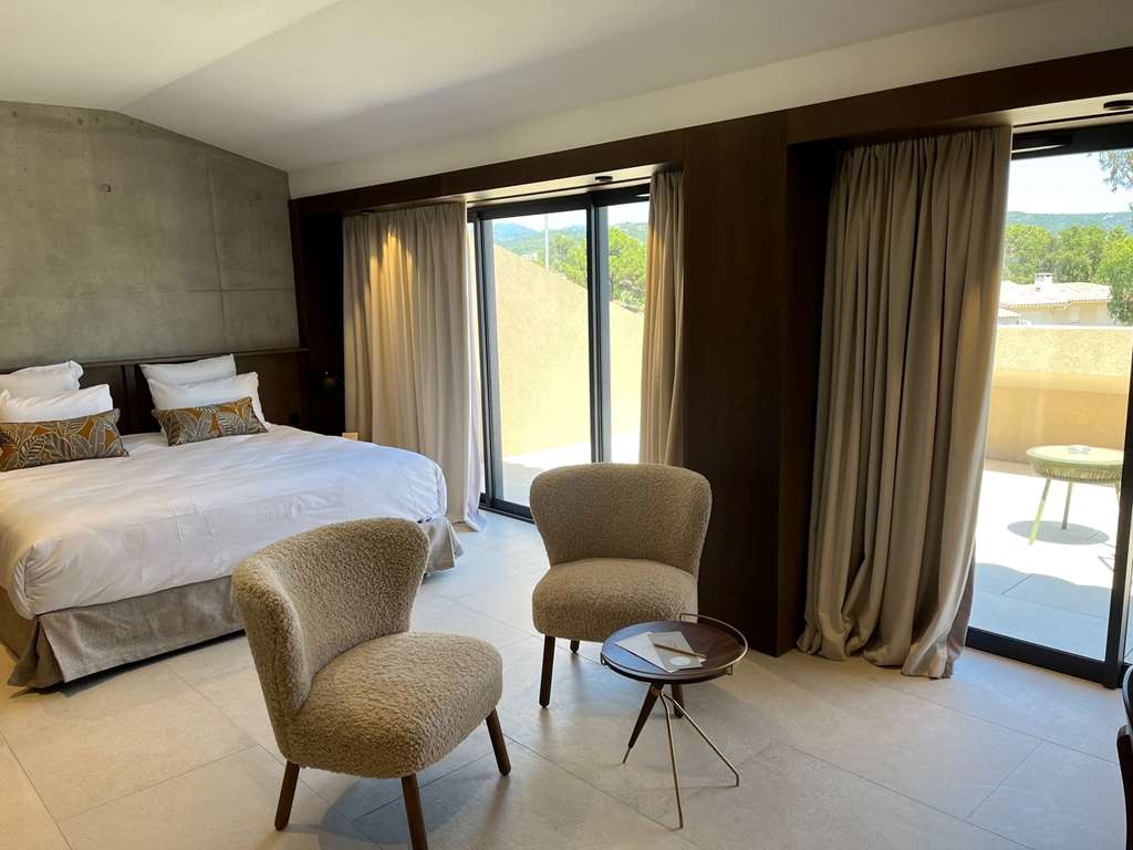 SON DE MAR HOTEL AND SPA-guestroom-Guest Room,Suite,On-Site.jpg
