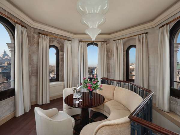 RAFFLES LONDON AT THE OWO - Photo 30