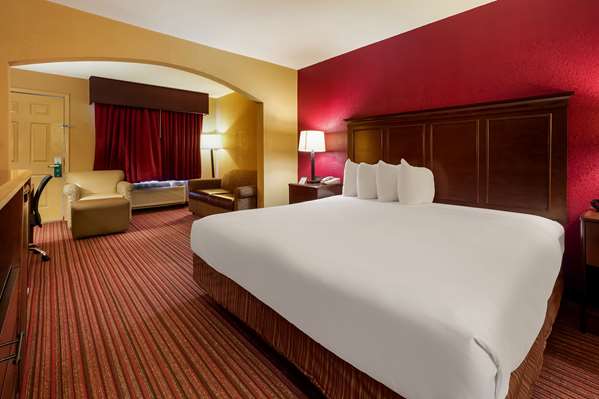  - Quality Inn & Suites West Helena