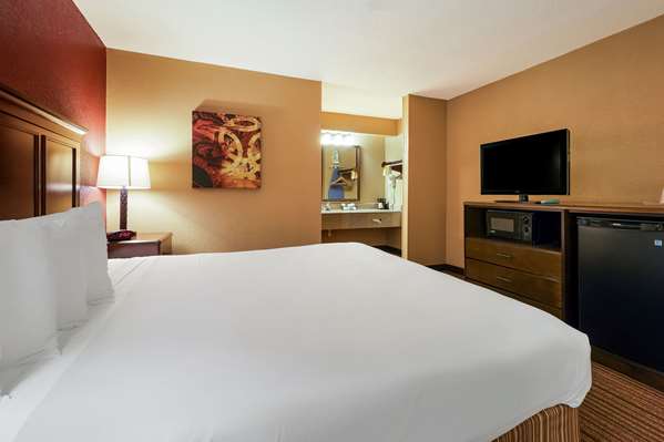  - Quality Inn & Suites West Helena