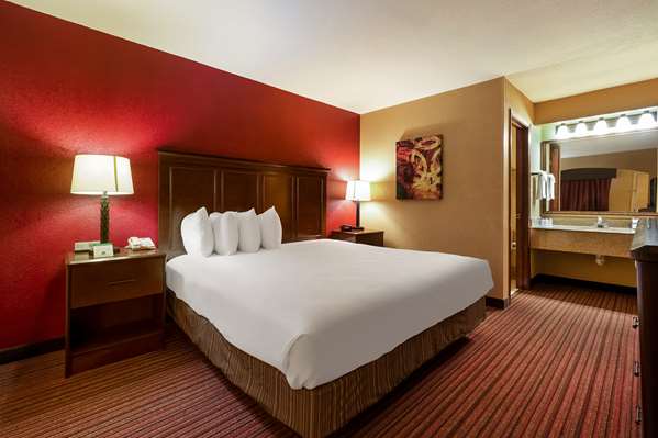  - Quality Inn & Suites West Helena