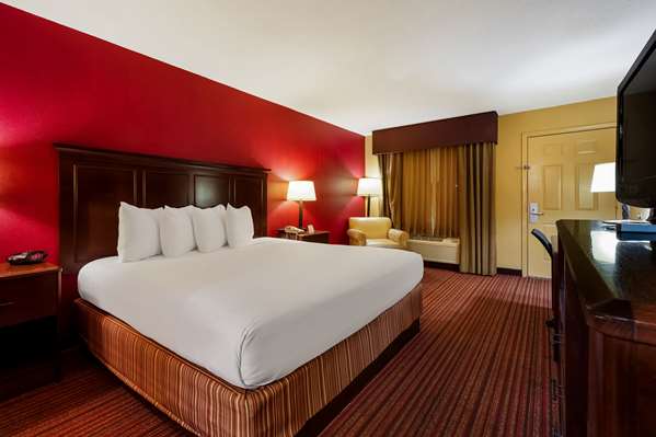  - Quality Inn & Suites West Helena