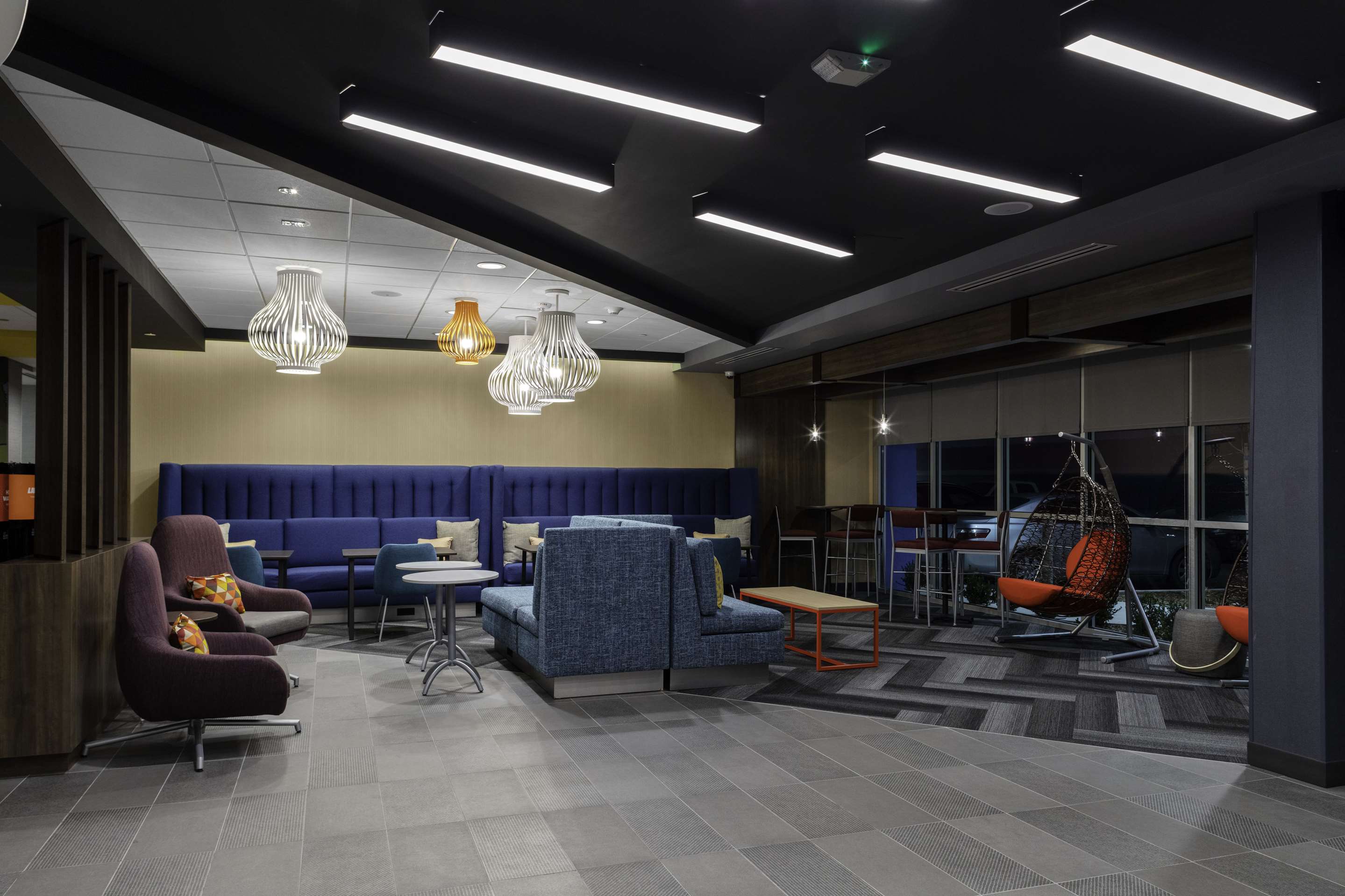 Lobby | Tru By Hilton Manteca, Ca
