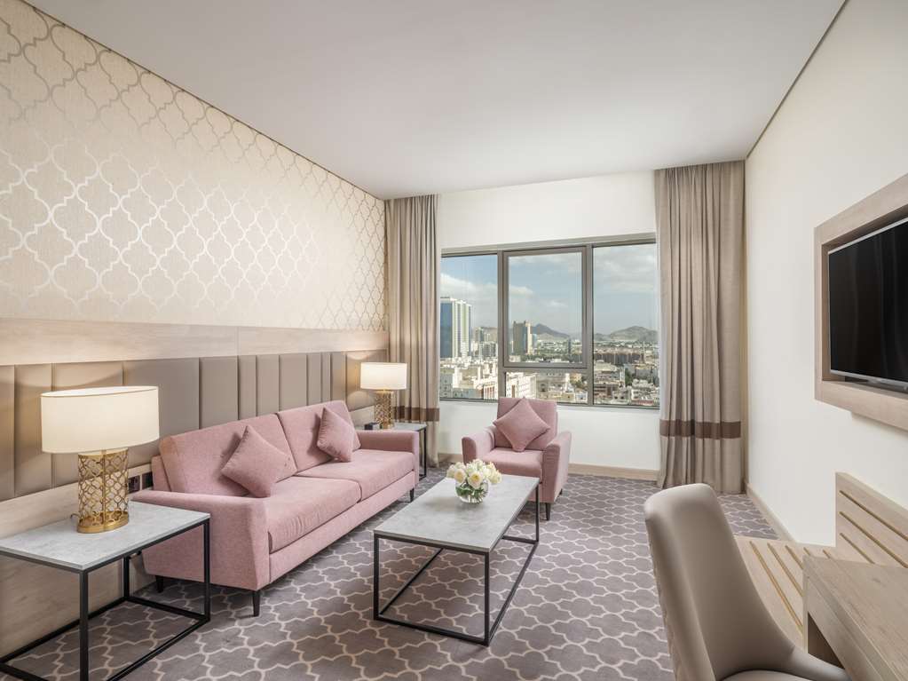 WIRGAN HOTEL AL AZIZYAH-guestroom-Guest Room,Suite,On-Site.jpg