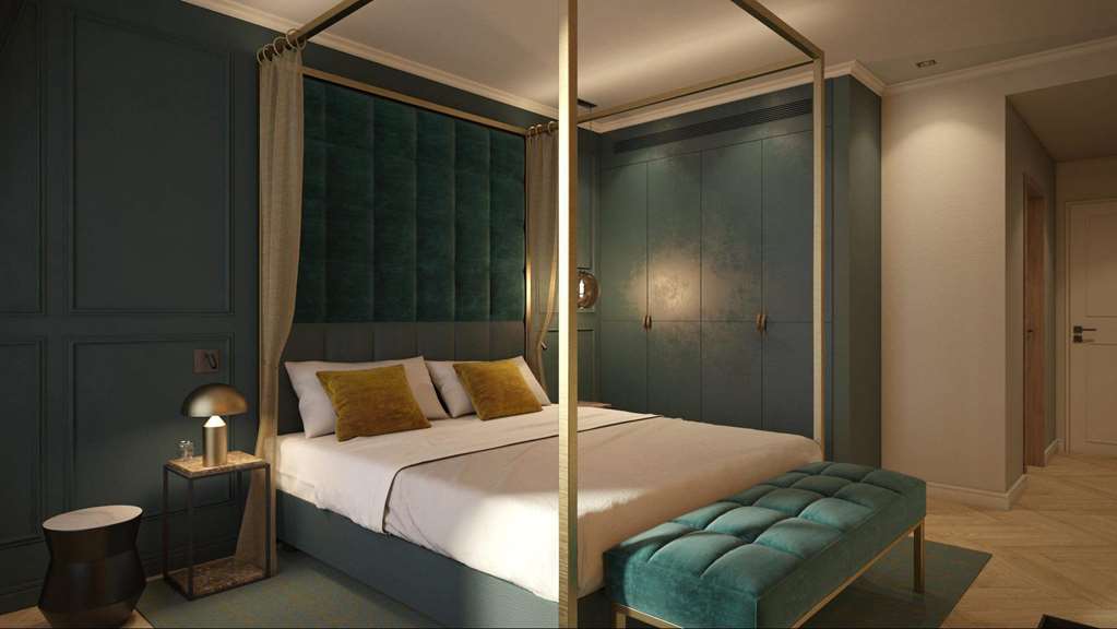 SCHLOSS ROXBURGHE-guestroom-Guest Room,Suite,On-Site.jpg