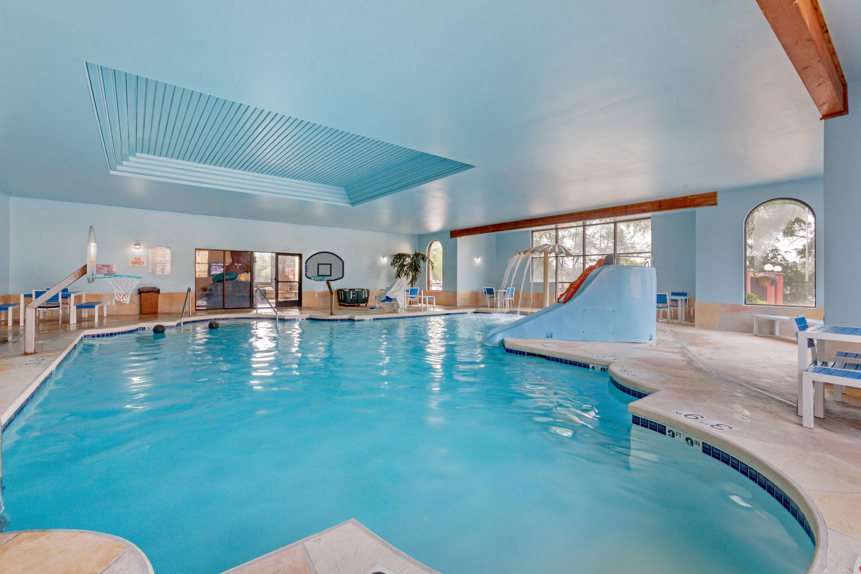 Indoor pool | Atlantis Family Waterpark Hotel, Ascend Hotel Collection