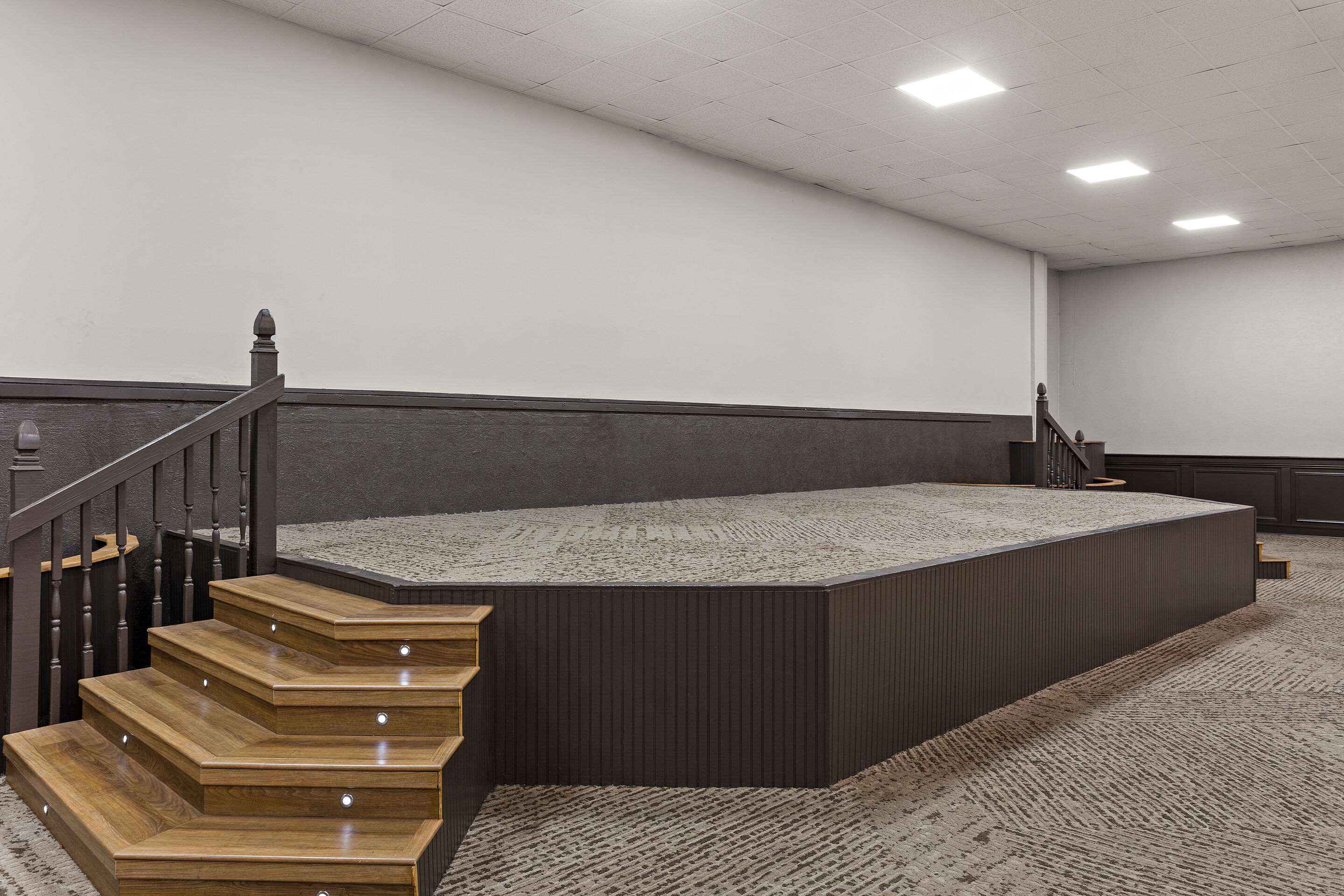 Banquet room | The Clover Hotel