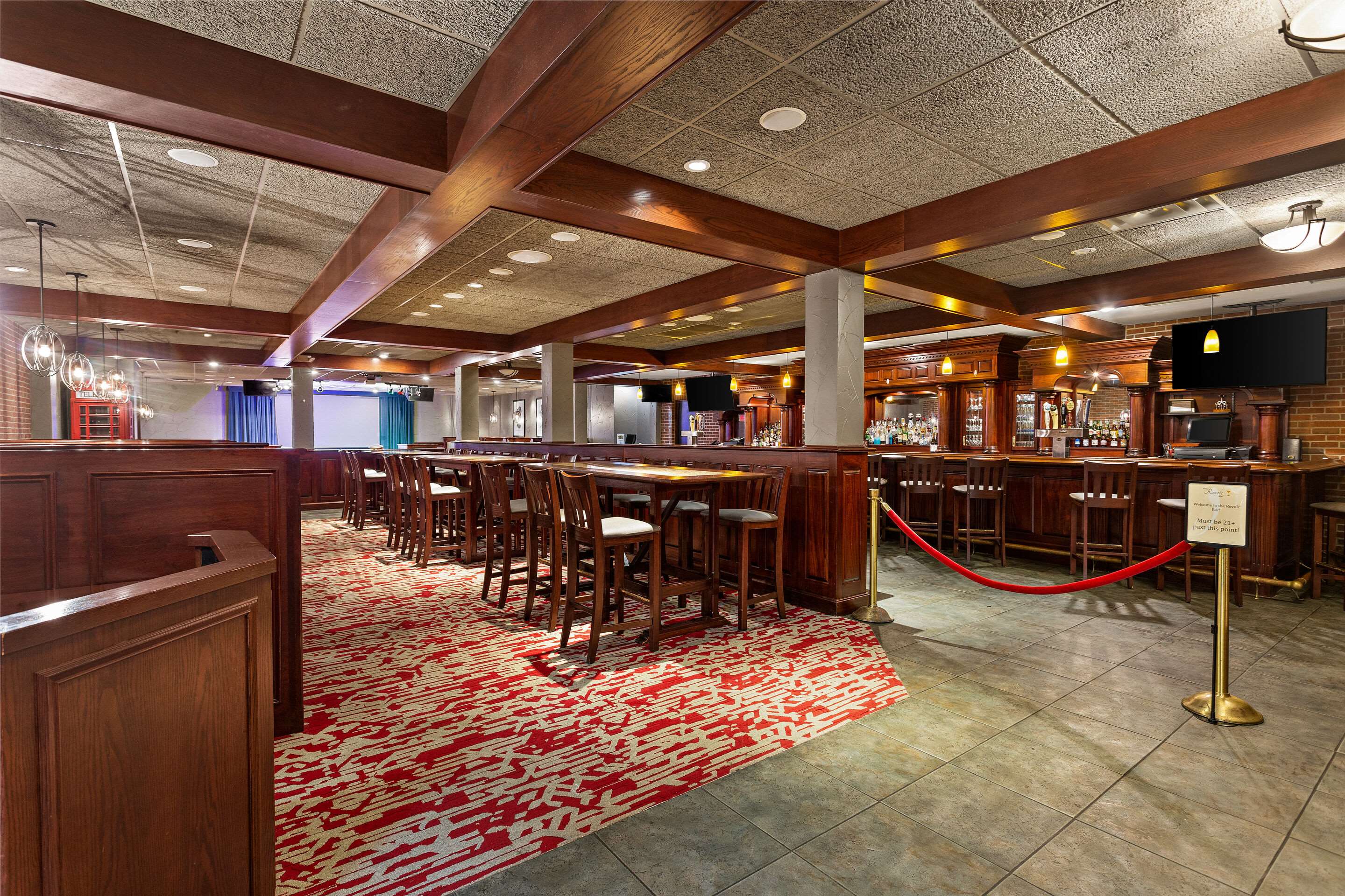 Bar | The Clover Hotel